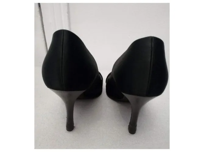 Sergio Rossi Zapatos de cuero y satén. Negro 
