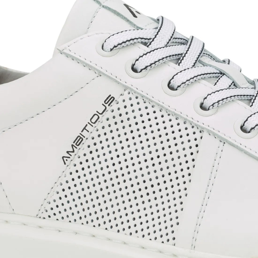 TENIS CASUALES 100% CUERO  KIT LOWTOP AMBITIOUS