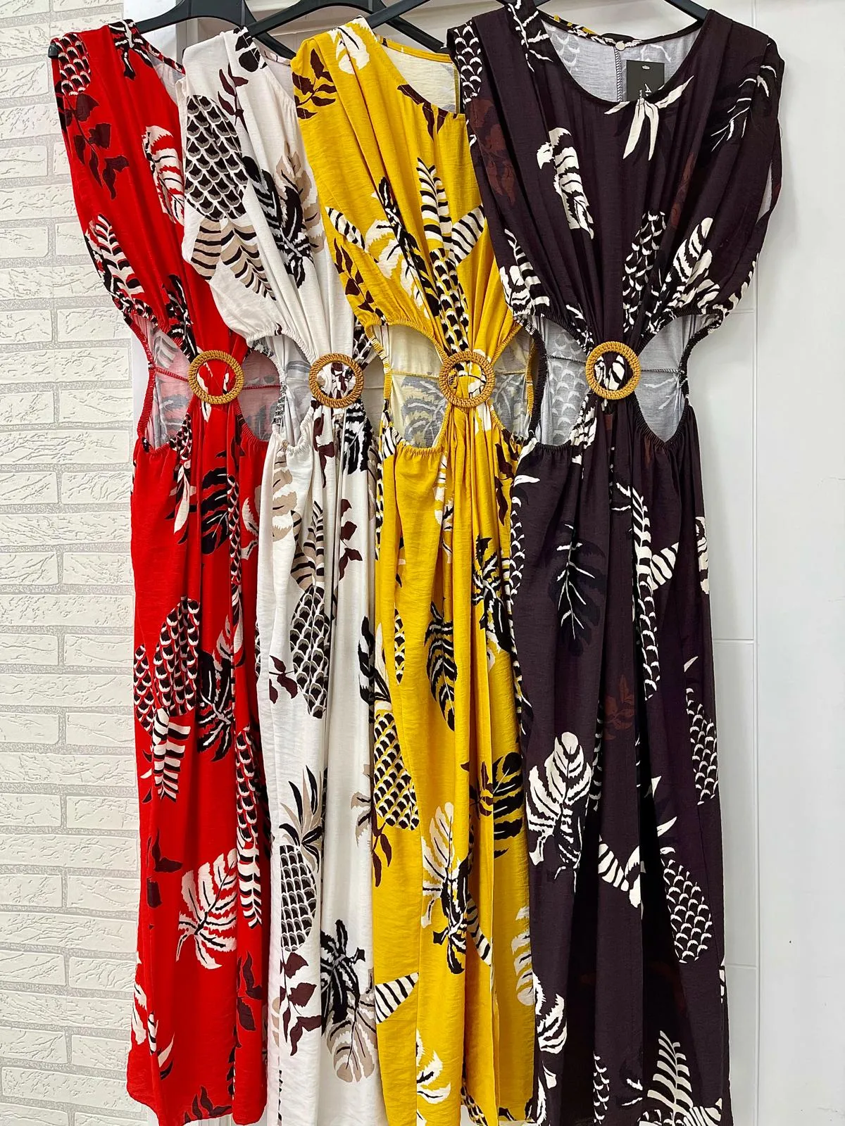 Vestido cut out