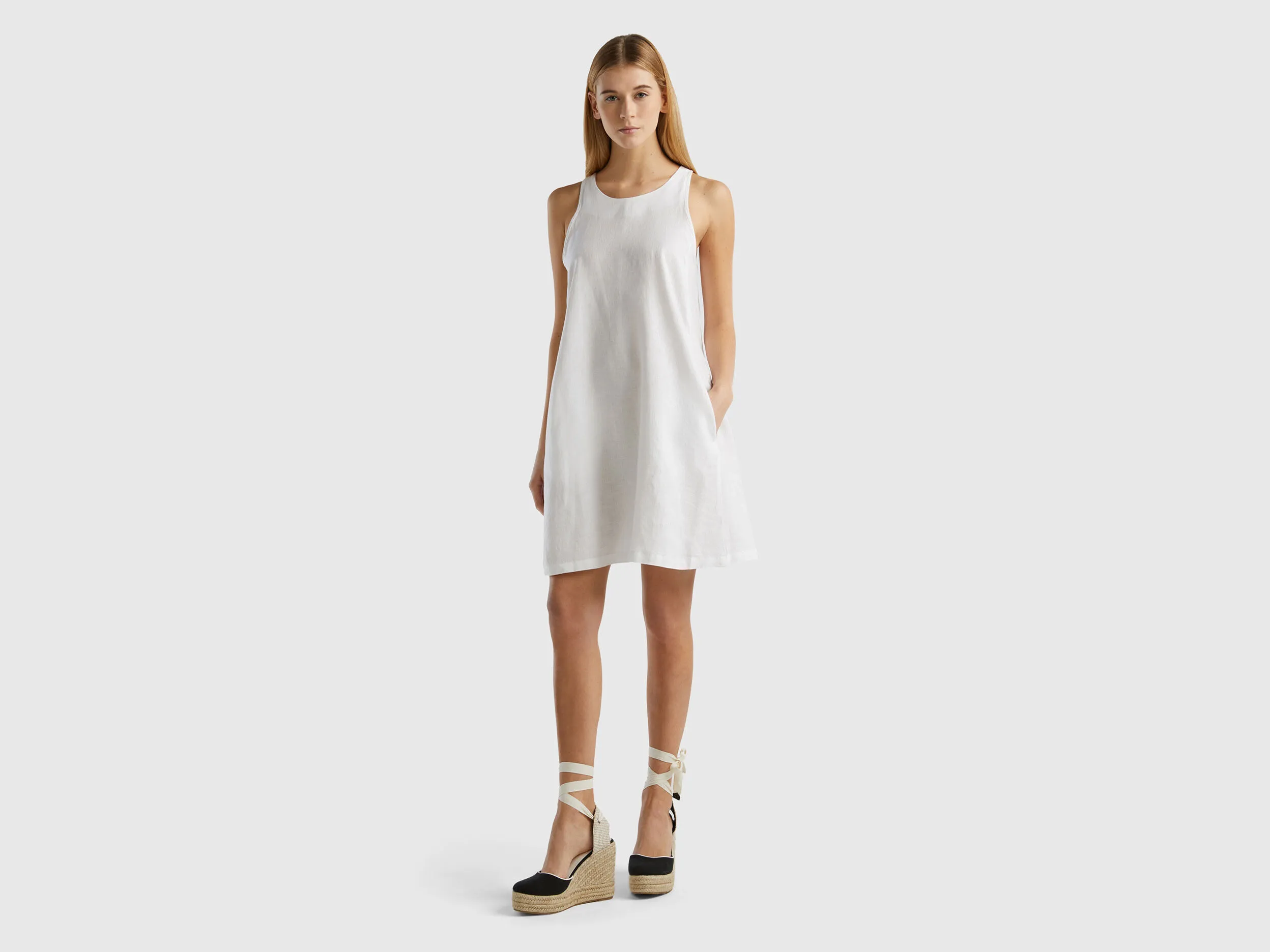 Vestido de puro lino sin mangas