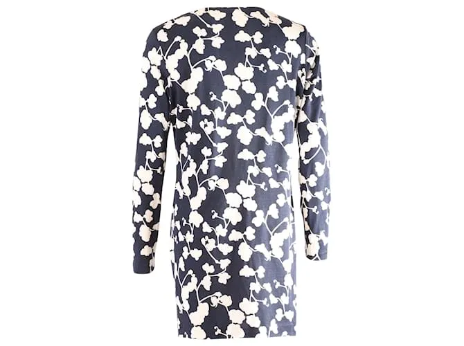 Vestido estilo túnica de manga larga con estampado de Diane Von Furstenberg en seda azul marino y blanca 
