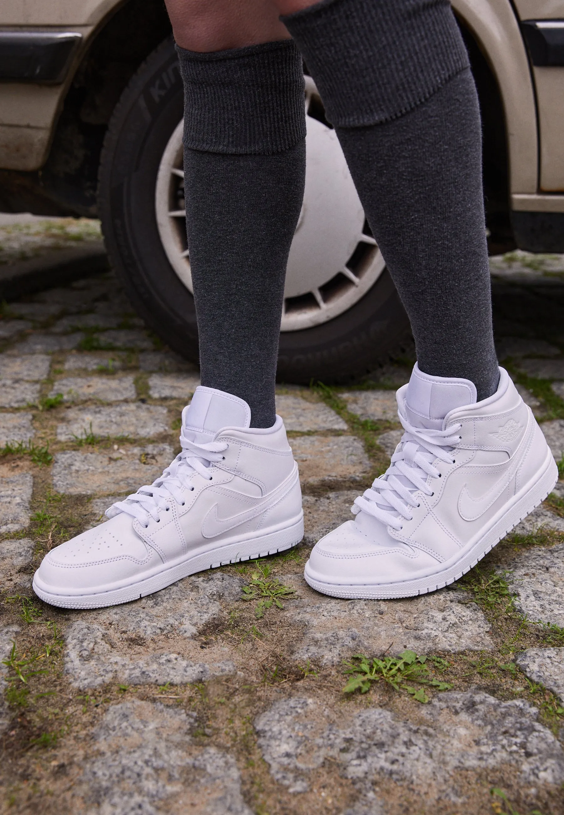 WMNS AIR JORDAN 1 MID 365  ZAPATILLAS ALTAS