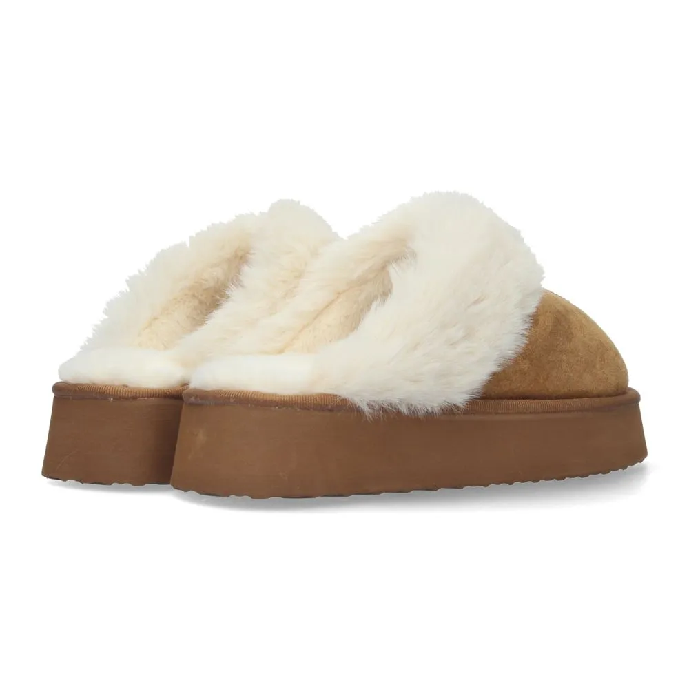 Zapatilla de casa estilo australiano cálidas forradas de pelo de plataforma y puntera redonda color