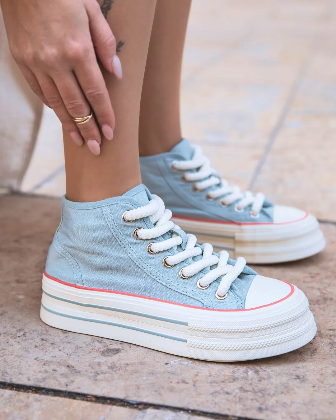 ZAPATILLAS ALTAS DE LONA AZULES PARA MUJER  MAEVE
