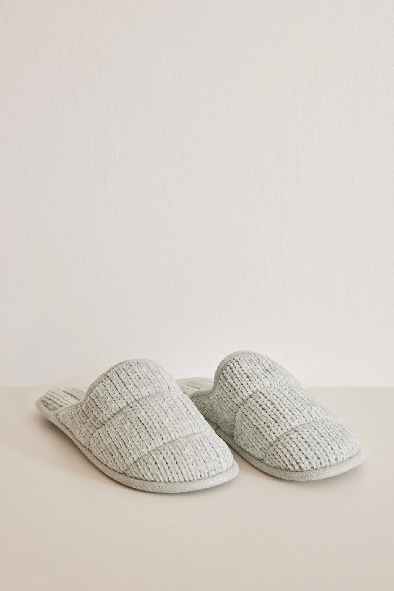Zapatillas casa chenilla verde