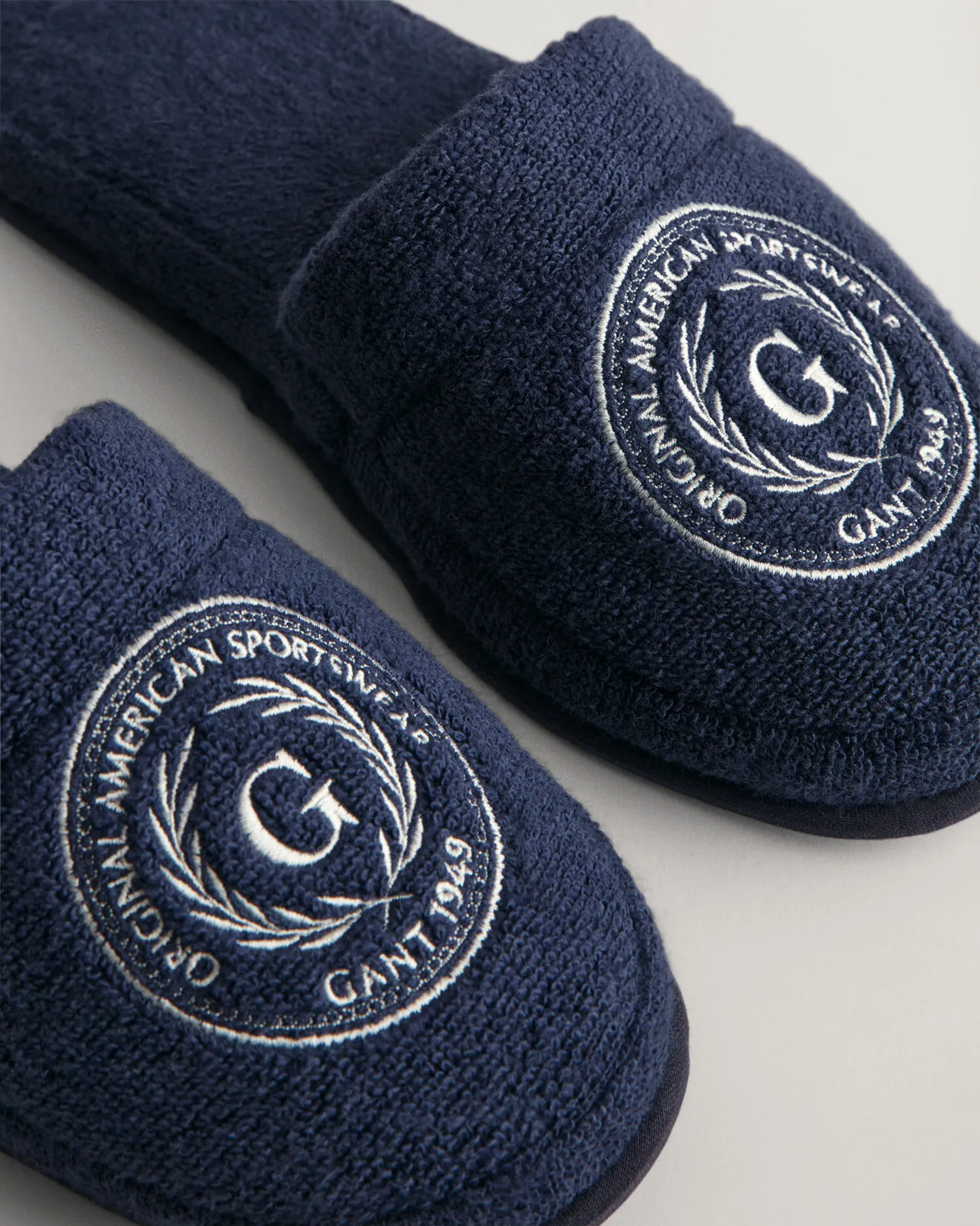 Zapatillas de estar por casa Crest