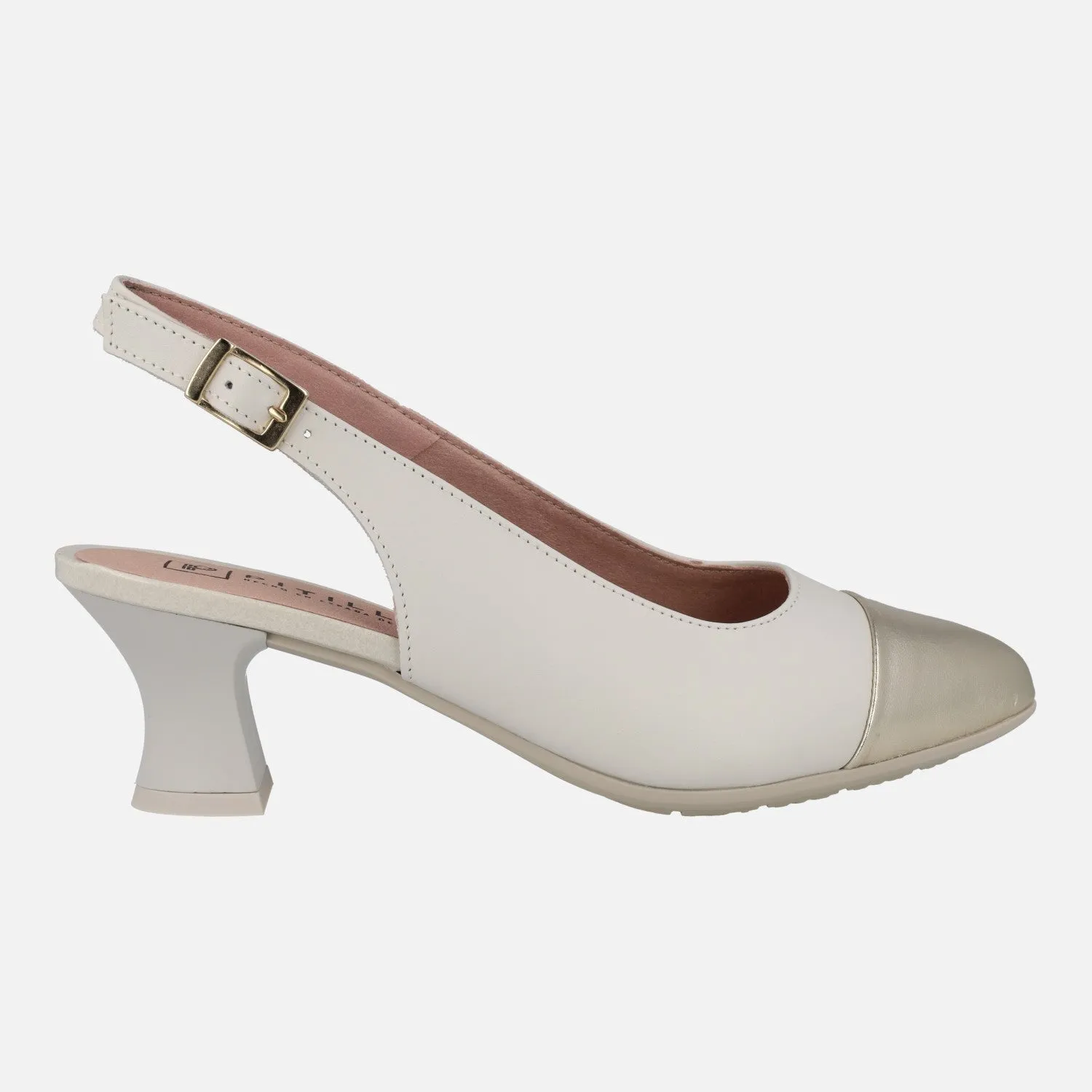 Zapatos corte salón destalonados con puntera metalizada
