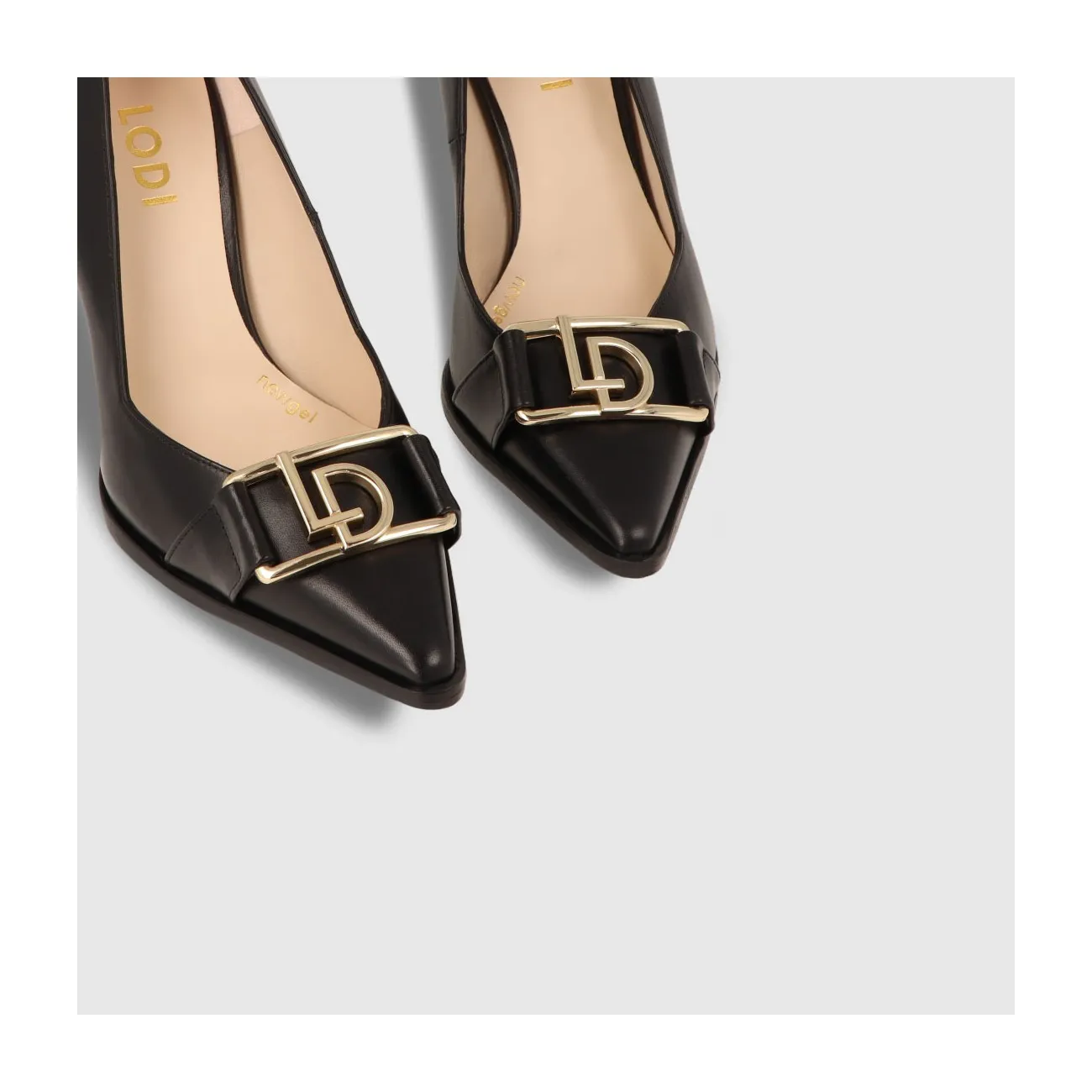 ZAPATOS DE SALÓN NEGROS MOSWILL