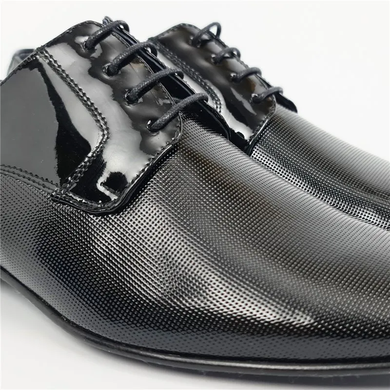 Zapatos Derby Hombre Piel Charol Suela De Cuero 9396 Negro, de Latino